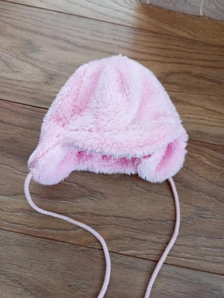 Huňatá čiapka, 68