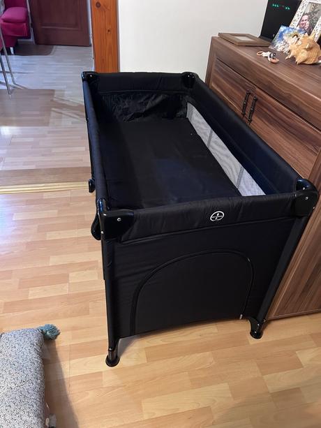 Cestovná postieľka esti s odnímateľnou bočnicou bl, šírka (cm): 65,dĺžka (cm): 120