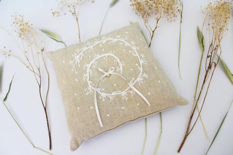 Vankúšik pod obrúčky špirála lásky, 