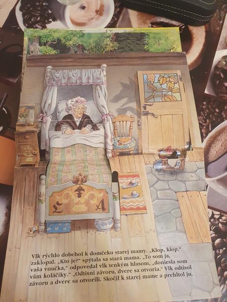 Kniha červená čiapočka, 