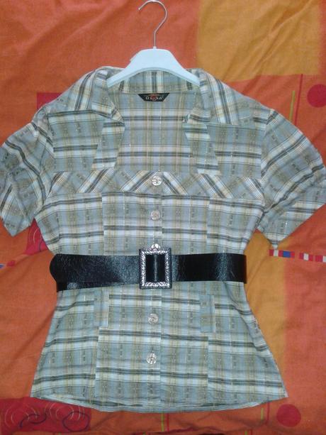 Nohavice s blúzkou, 38