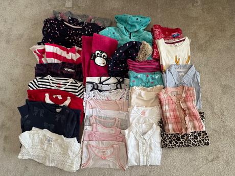 Mix oblečenia, 104–116