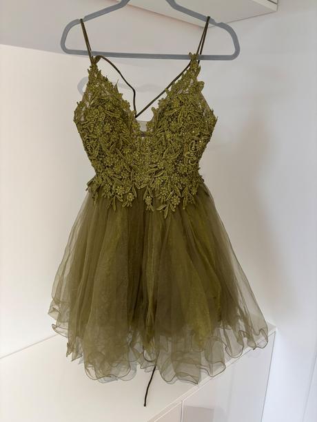 Spoločenské šaty, s