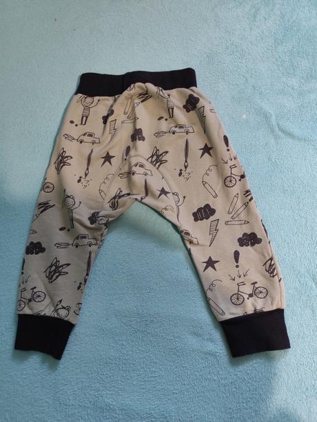 Tepláčiky pudlove, 98