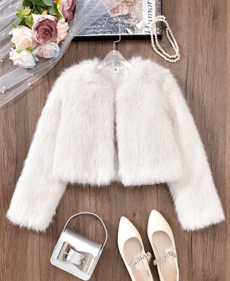 Bolerko, svetrik k šatám na prijimanie, 122 - 158