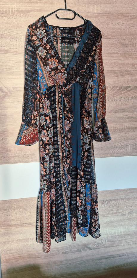 Kvalitné šaty, zara,m