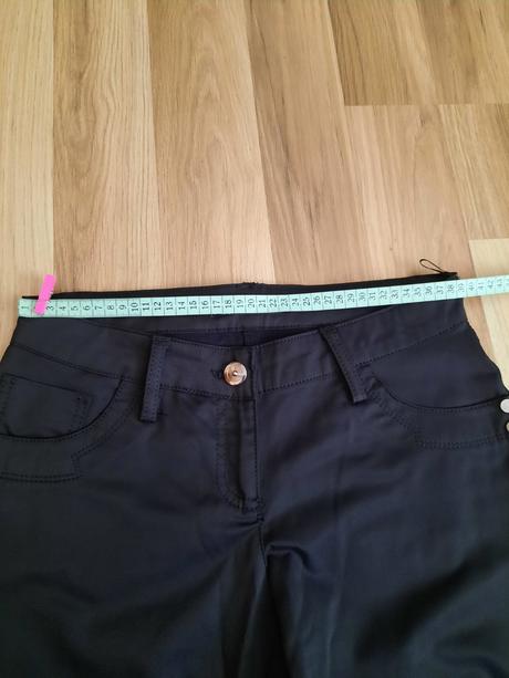 Elegantné trištvrťaky, 40