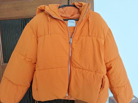 Bunda zn.bershka, bershka,m