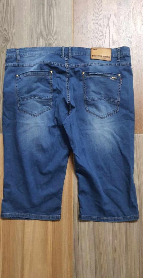 Riflove trojstvrtove nohavice, 54