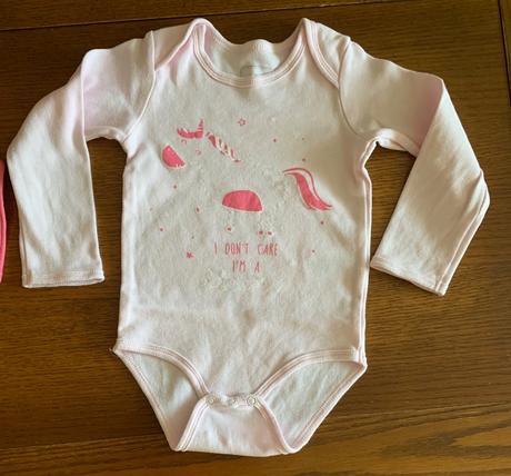 Dvojset bodyniek s jednorožcami, baby,86