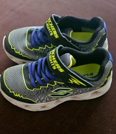 Predam tenisky, skechers,28