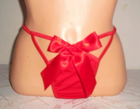 Satenovou maslickou sexy tanga, m