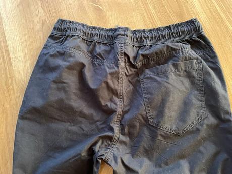 Platene nohavice, chapter young,176