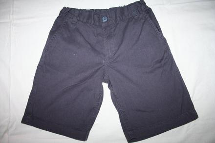 Chlapčenské tmavomodré kraťasy, 128