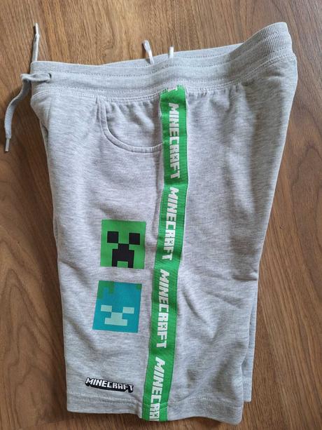 Chlapčenské šortky minecraft, c&a,140