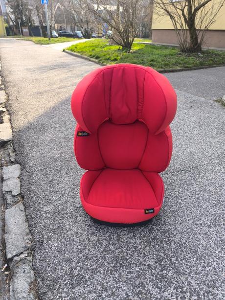 Darujem autosedačky britax romer a besafe, britax