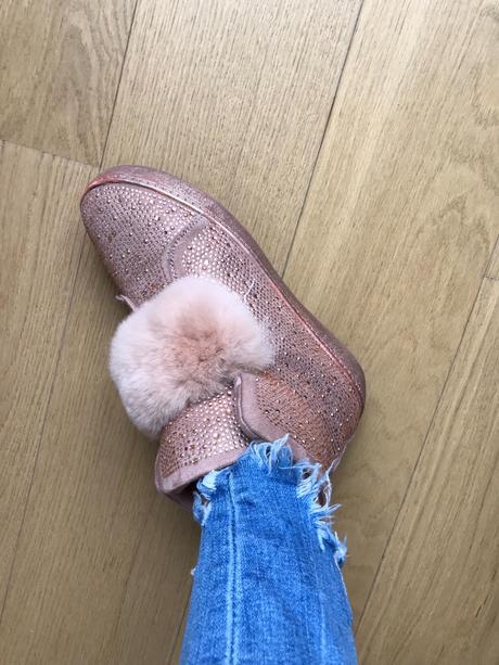 Tenisky s kozusinou z praveho zajaca, 37