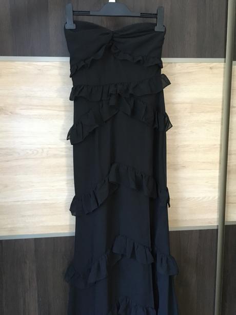 Spoločenské šaty, 32