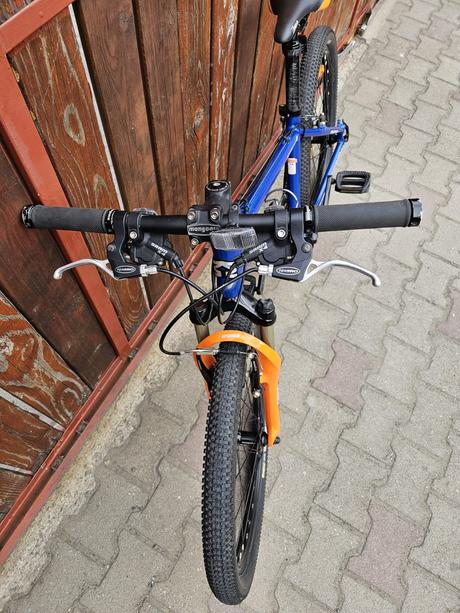 Junior bicykel mongoose, 24