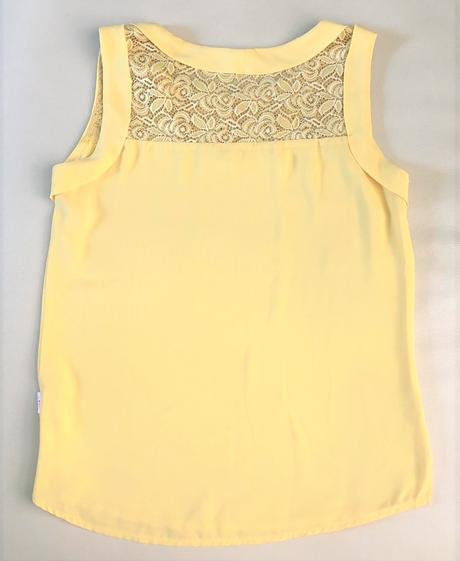 S/36 bluzka s cipkou, s
