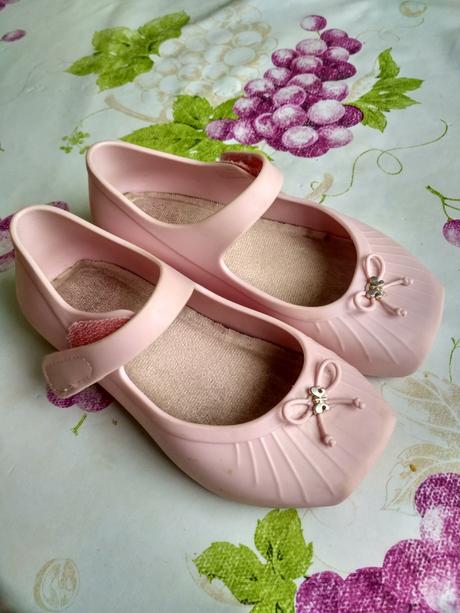 Gumené balerínky, 25