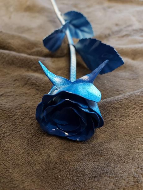 Kované ruže v darčekovej krabičke,