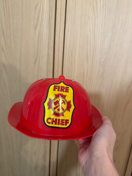 Požiarnicka detská helma,