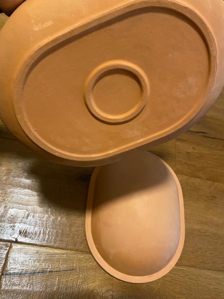 Rímsky hlinený hrniec s vekom terakotový, 