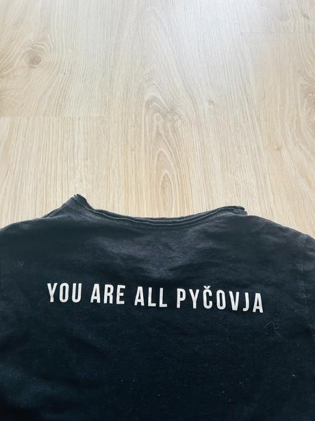 Štýlové tričko českej značky no size,