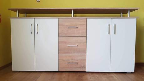 Komoda (177x90x38cm), 