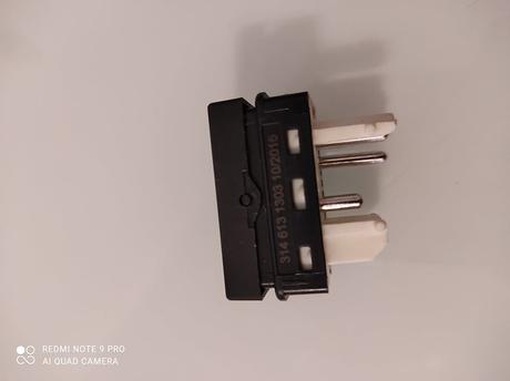 Spínač elektrického otvárania okien, 