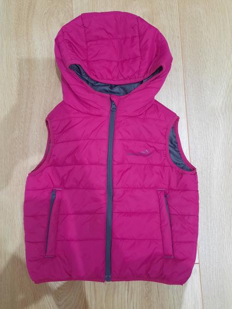 Vesta s kapucňou, 98