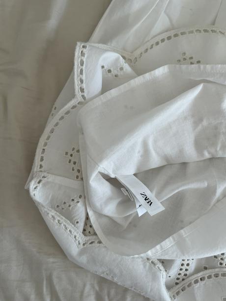 Šaty s madeirou, zara,146