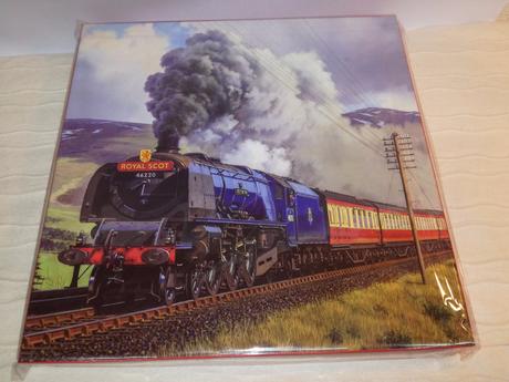 Kartonovy ulozny box parna lokomotiva,