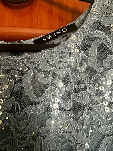 Slávnostné šaty zn. swing, xs