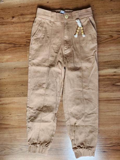 Dievčenské nohavice, reserved, v. 134, reserved,134