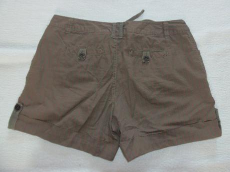 Šortky, 38