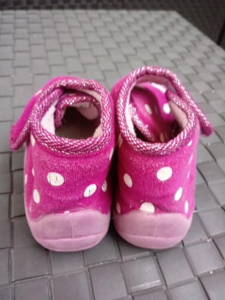 Mackove papucky., 24