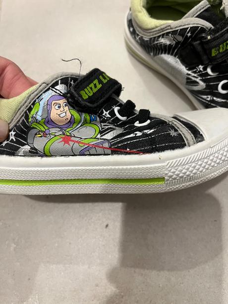 Tenisky buzz lightyear, 27