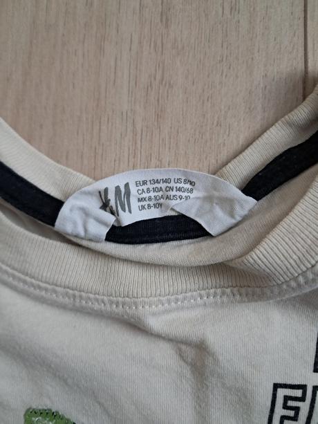 Tricko v.134, h&m,134