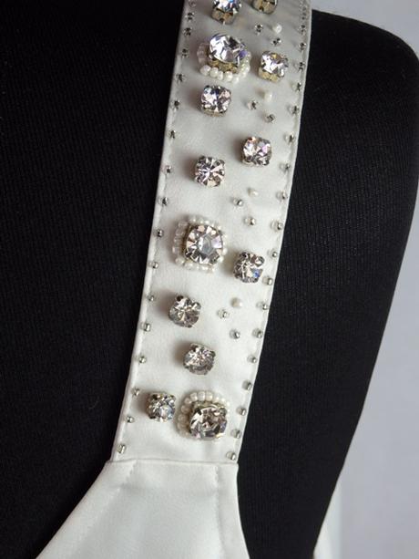 Luxusné spoločenské šaty, 40