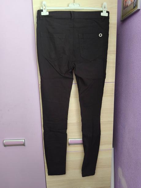 Dámske čierne nohavice, fishbone,l