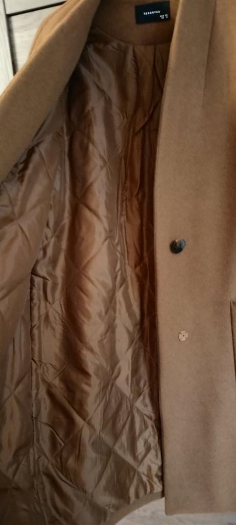 Kabát aj na teplú zimu, reserved,38