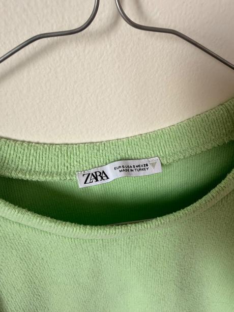 Zara zeleny top s volanmi, zara,s