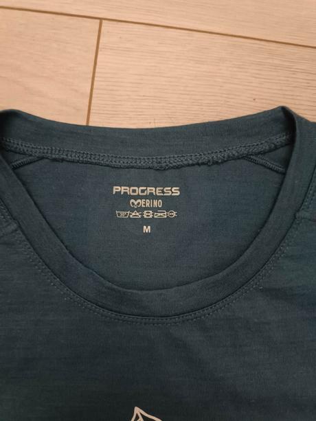 Merino tricko progress, m