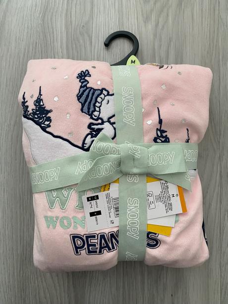 Pyžamo dámske m ( nové), peanuts,m