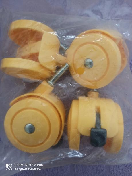 Kolieska na chodítko, postieľku, 