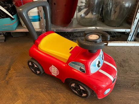 Predám detské plastové autíčko., 