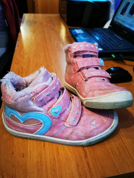 Zateplnené tenisky, 33