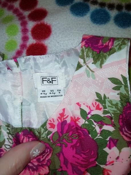 Kvetované šaty, f&f,110